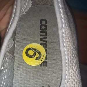 grey converse